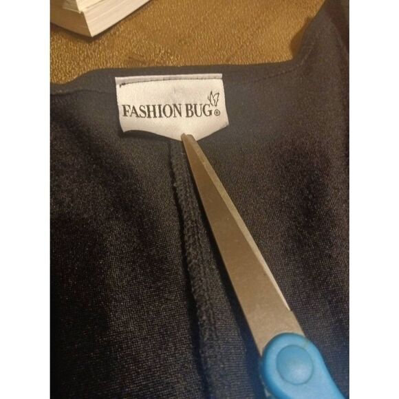 "Fashion Bug" Midi Dress - Size: Med (0549) - Picture 4 of 7